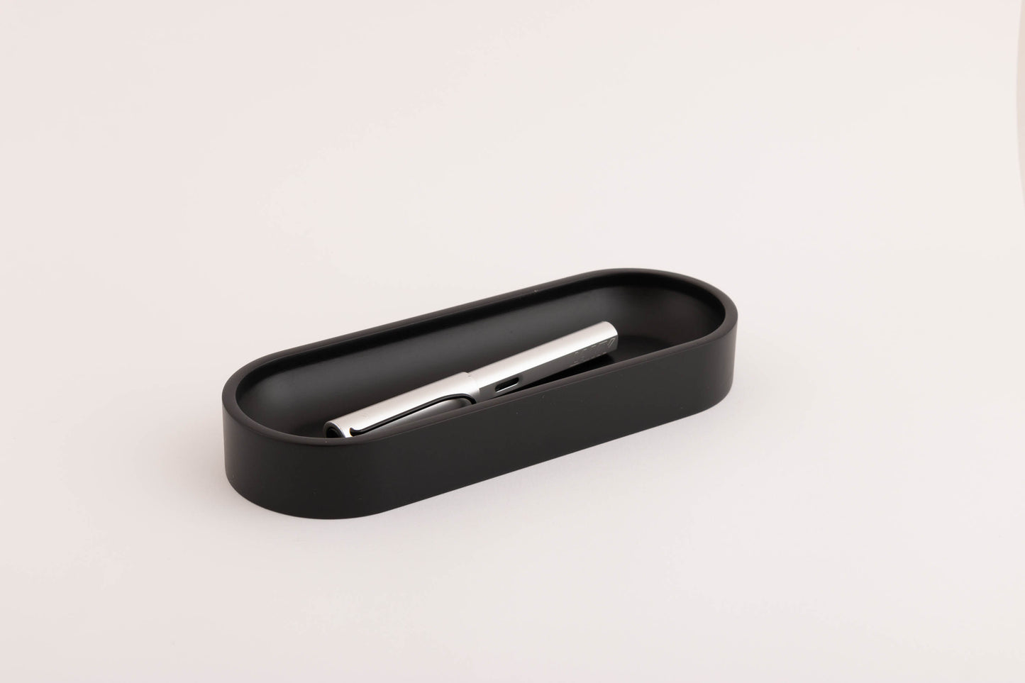 Black Large Oval Pen Tray